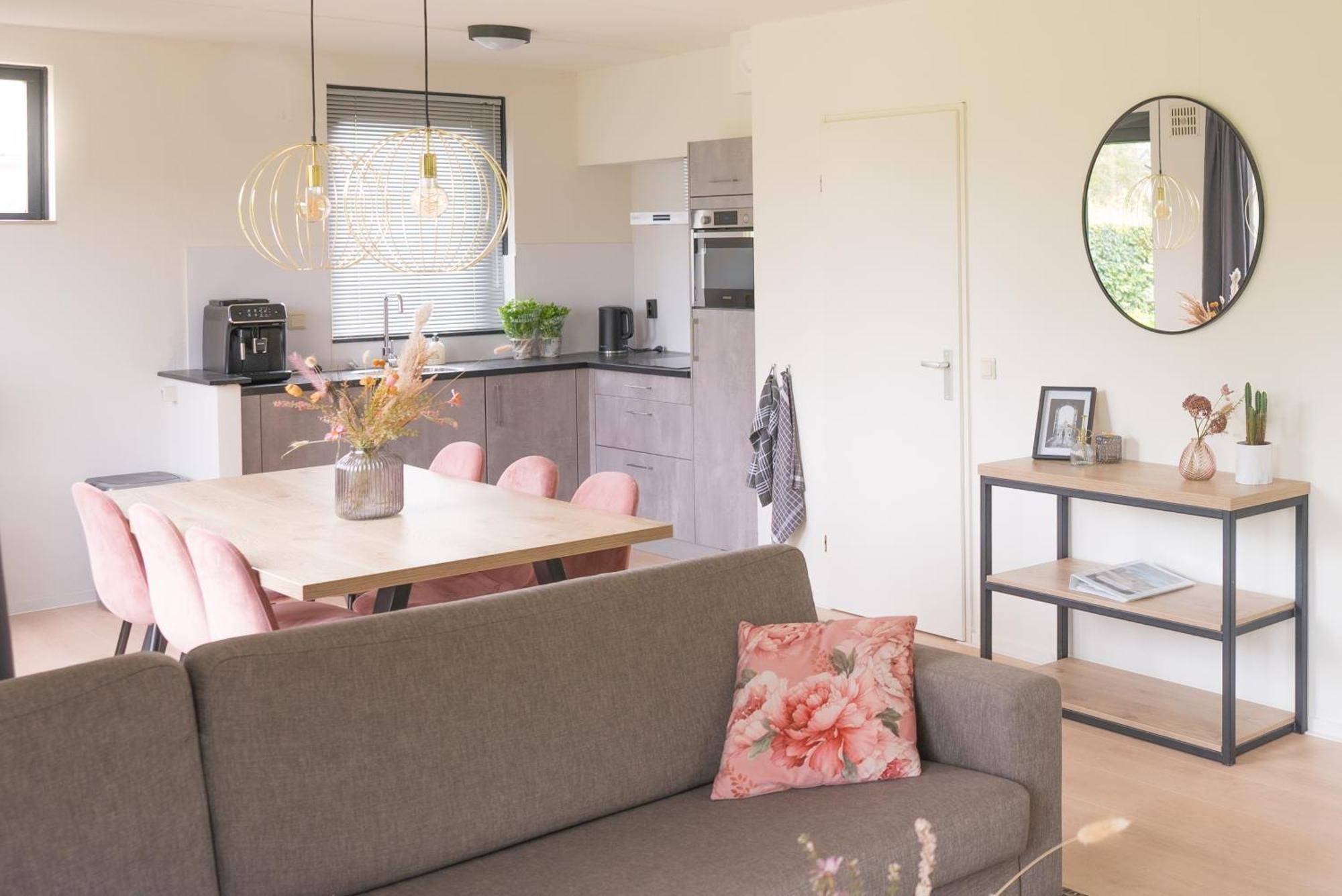 6P Vrijstaand Huis Met Royale Tuin En Hottub Ewijk Exteriér fotografie