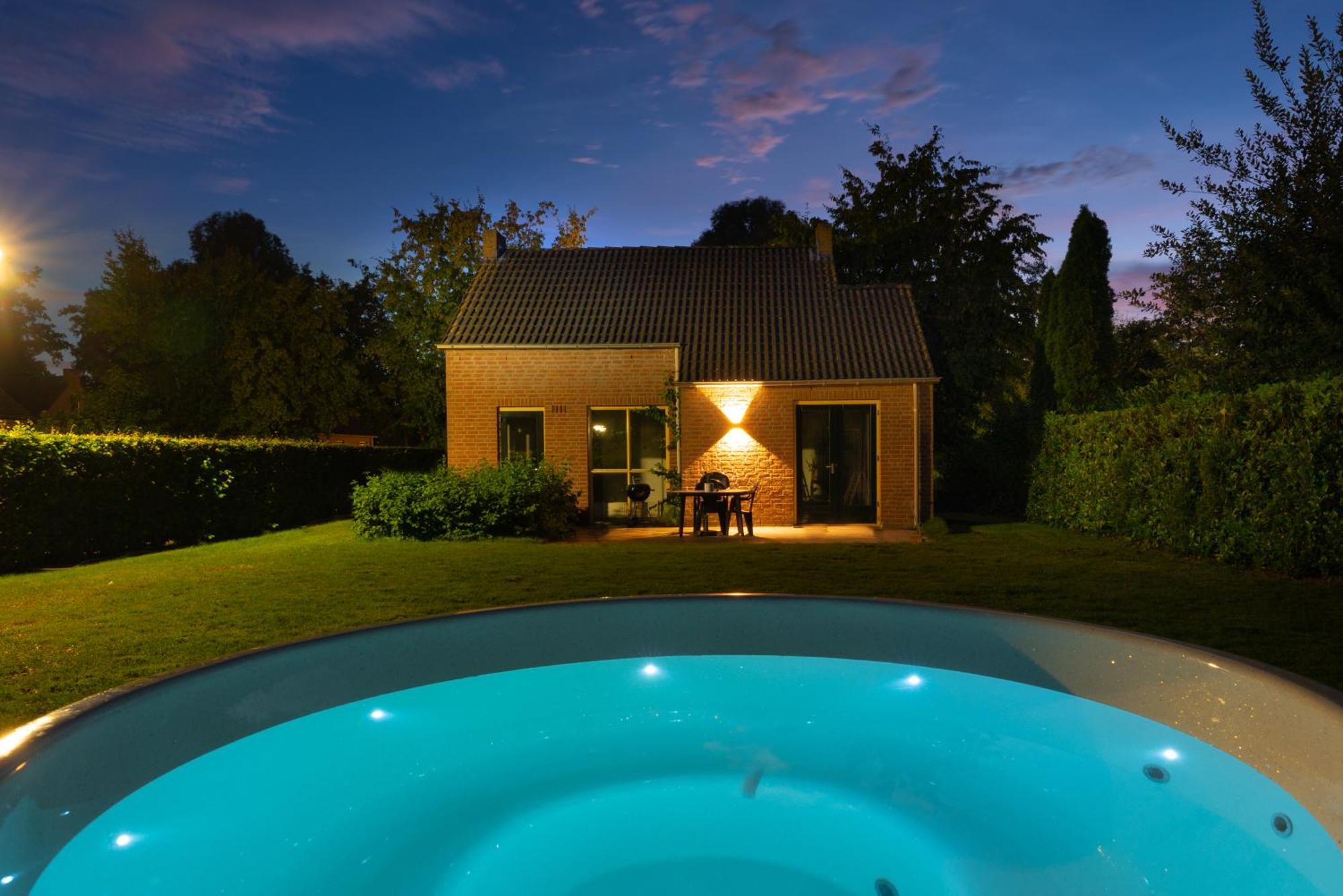 6P Vrijstaand Huis Met Royale Tuin En Hottub Ewijk Exteriér fotografie