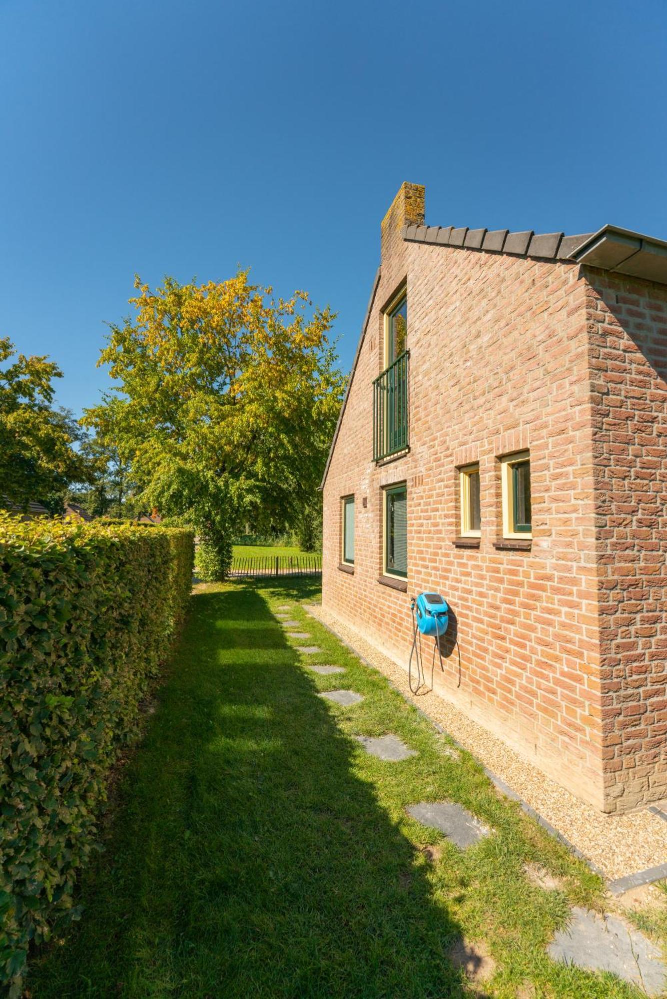 6P Vrijstaand Huis Met Royale Tuin En Hottub Ewijk Exteriér fotografie